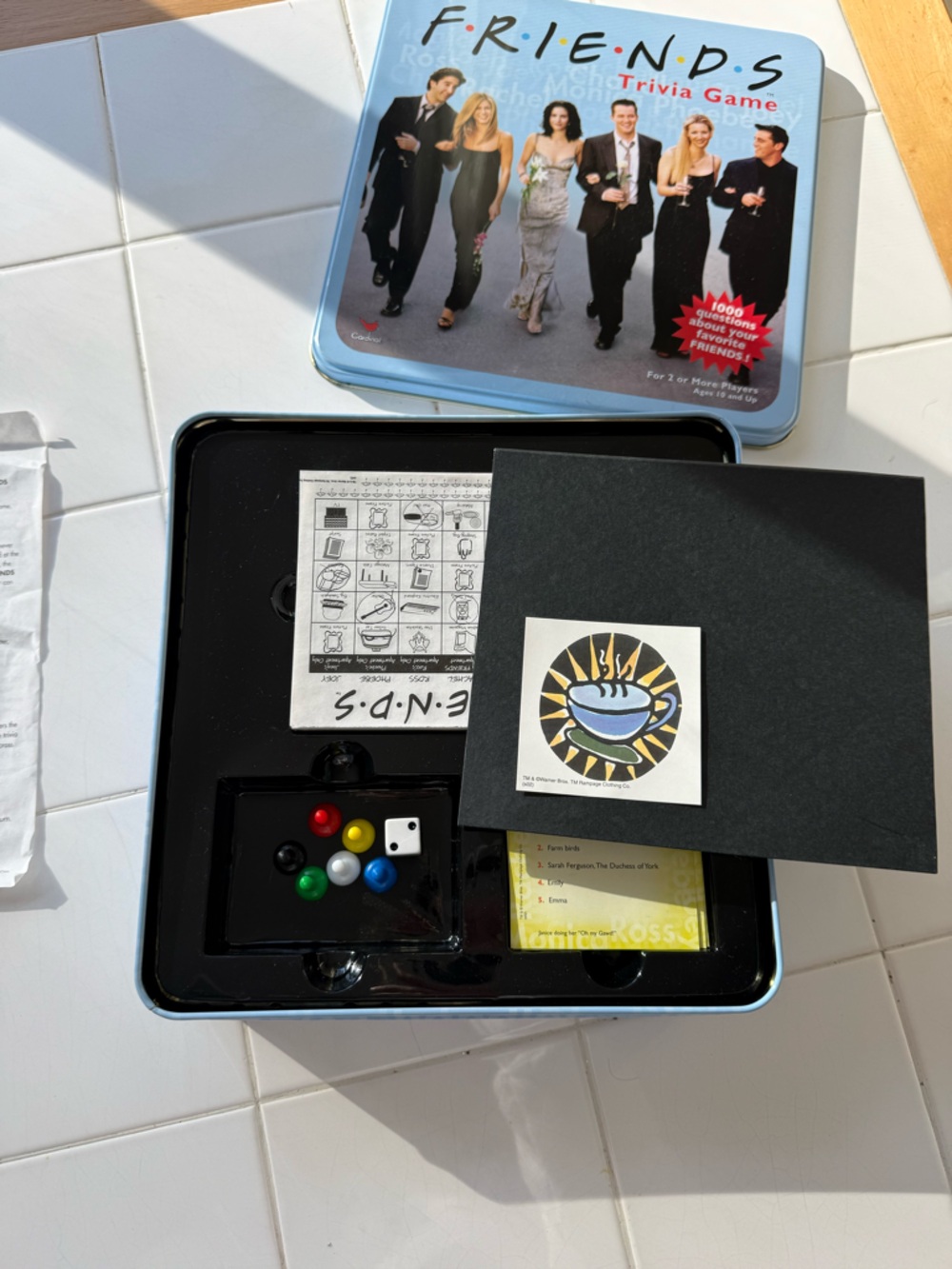 FRIENDS Trivia Board Game Collectors Cardinal Games TV Show 90s Y2K - Picture 6 of 13